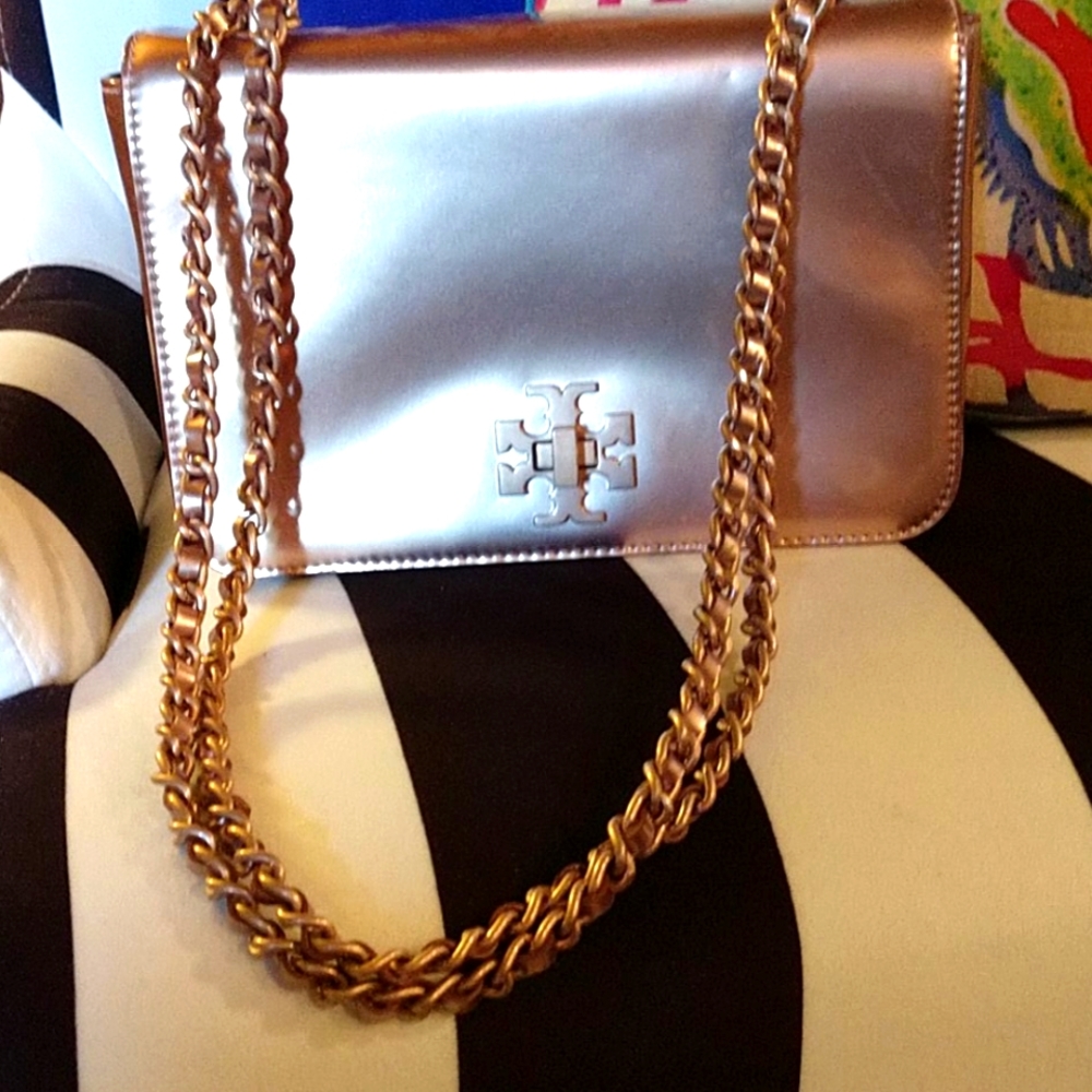 Tory Burch Rose Gold Chain bag. Used 2x.